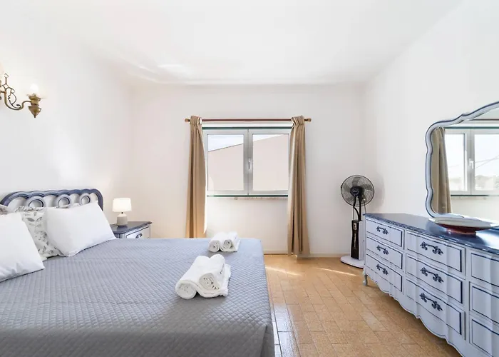 Vivenda Lemos B البوفيرا